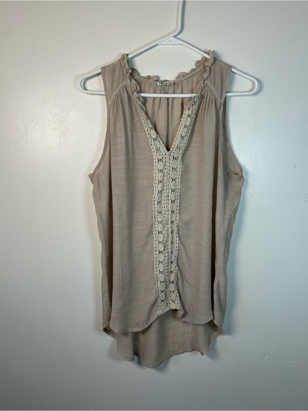 Spense Womens Beige Sleeveless V-Neck Sz L Crochet Ruffle Trim Gauzy Boho Hippie